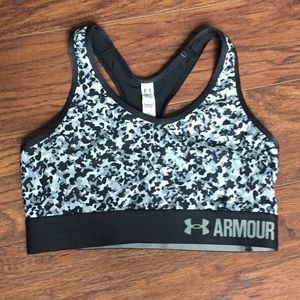Under Armour black and white Sports Bra Small